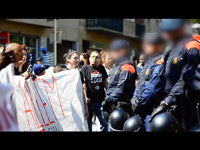 Concetració antiracista a Salt diada de Sant Jordi