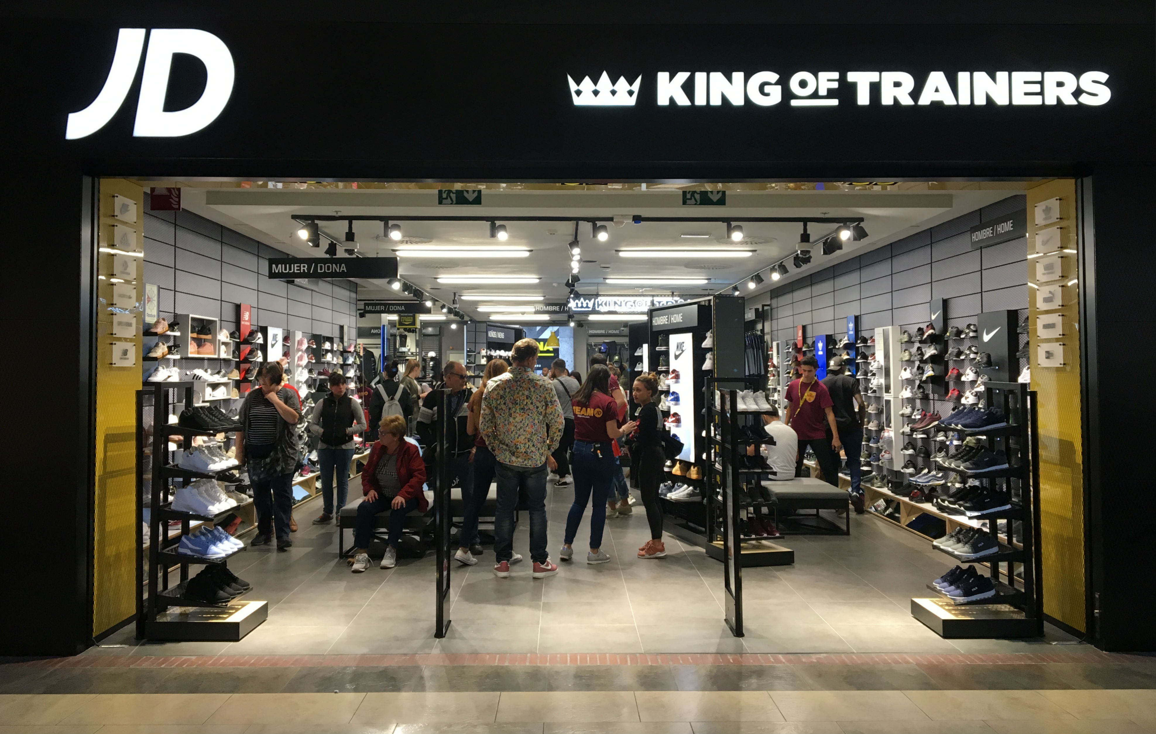 La companyia britànica JD Sports obre a l’Espai Gironès la seva primera botiga a Girona
