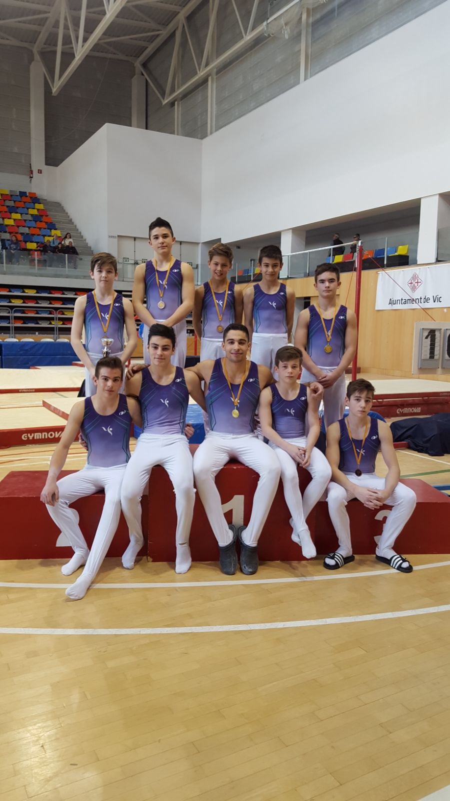 Intens cap de setmana pel salt gimnàstic