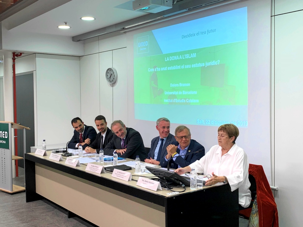La UNED inicia el curs 2019-2020 amb una conferència de la Dra. Dolors Bramon