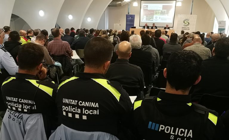 1a Jornada sobre la tinença de gossos potencialment perillosos a Salt