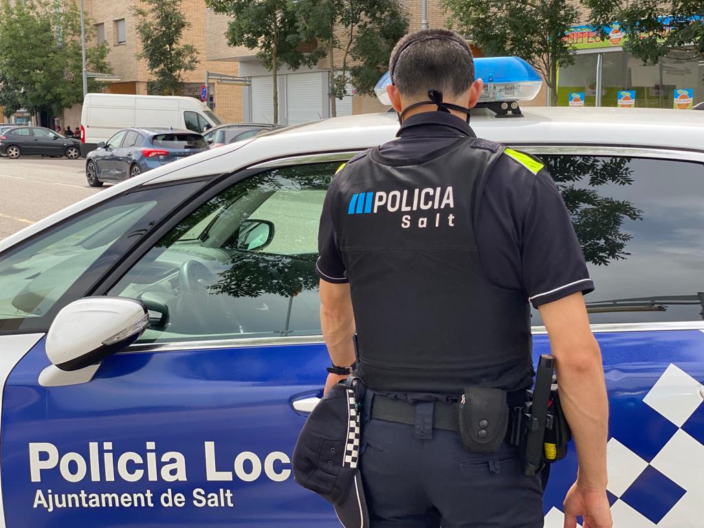 La Policia Local de Salt intensifica els controls i denuncies per no dur mascareta