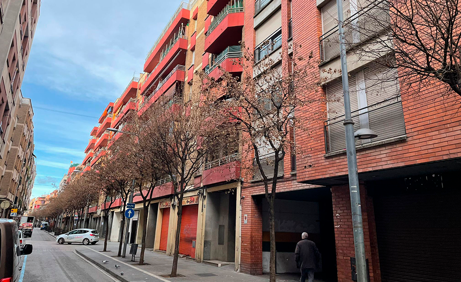 Millora de la il·luminació al carrer Àngel Guimerà