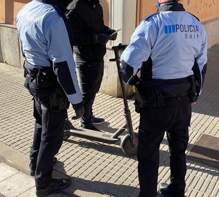 Policia Local intensifica el control dels patinets elèctrics