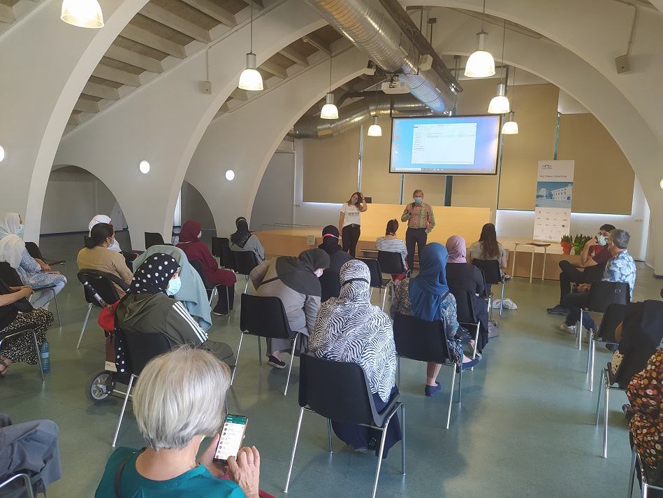 Més de 100 persones han participat en el projecte Xarxa Tallers amb Famílies