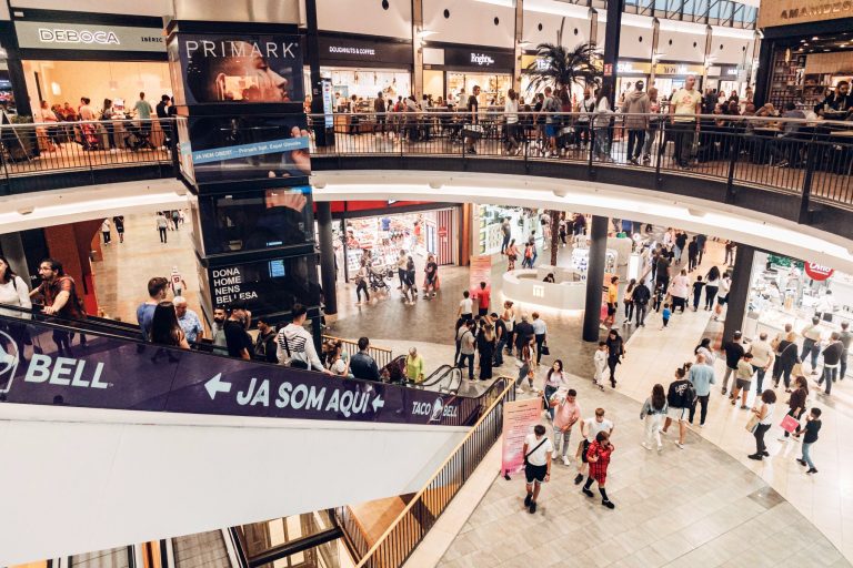 L’Espai Gironès celebra el seu aniversari amb 2.000 regals sorpresa