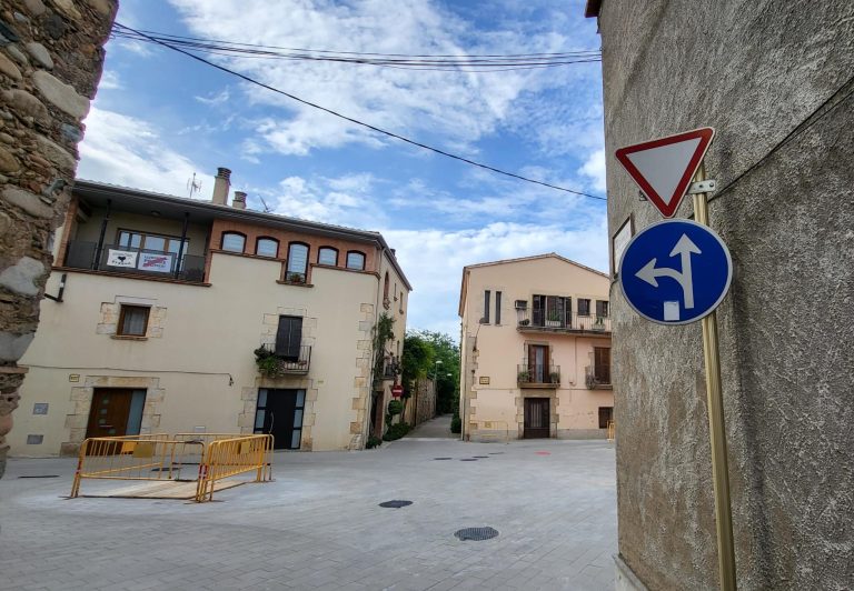 El carrer llarg: Un desafiament per la Seguretat Vial