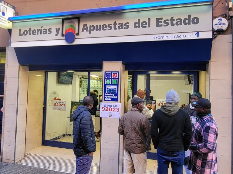 PREMI: 130 Sèries del Número 92.023 Repartides en el Sorteig de Nadal a Salt