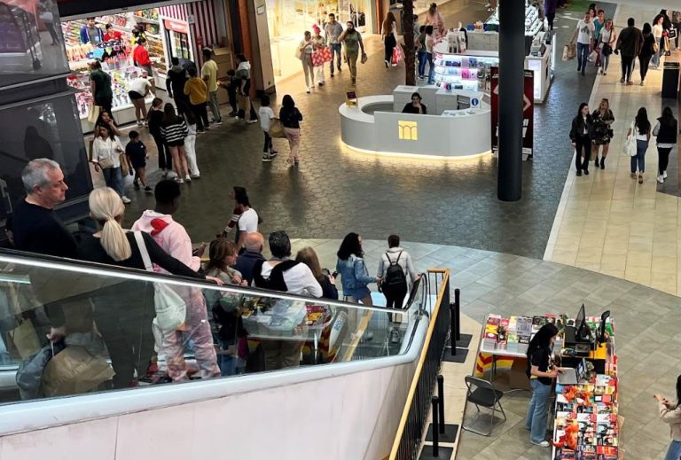 L’Espai Gironès regala packs de Magma per Sant Jordi