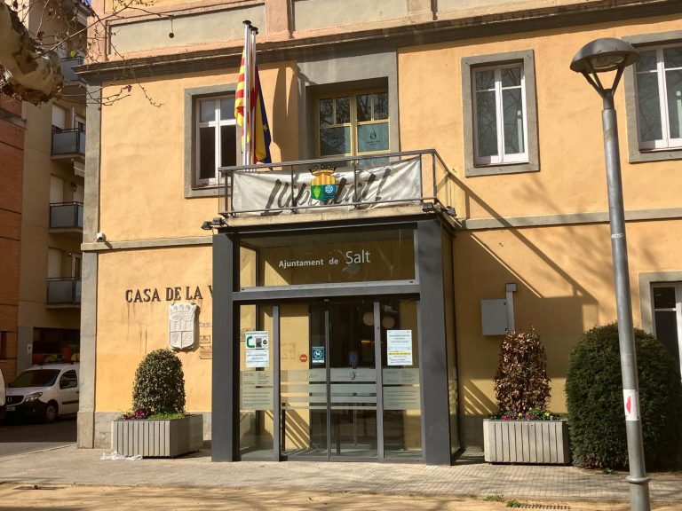 Salt proposa un pressupost rècord de 38,1 milions per al 2025, amb un augment del 5,3%