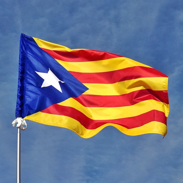 L’Ajuntament de Salt té por de penjar l’Estelada
