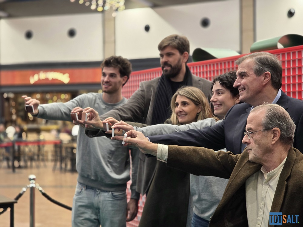 Super Puzle solidari Espai Girones