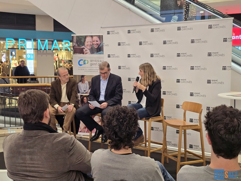 Super Puzle solidari Espai Girones