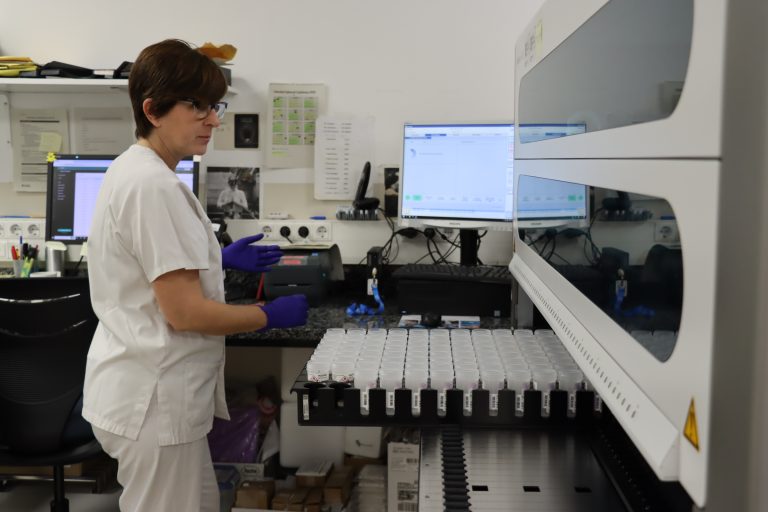 Nou mètode de detecció precoç del càncer de coll uterí