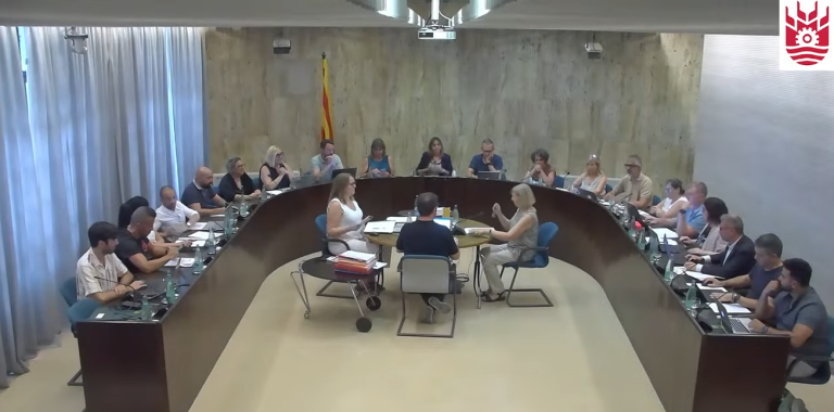 El Ple de Salt aborda La Mirona, els comptes municipals i les altes temperatures
